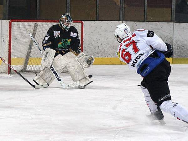 Třetí zápas čtvrtfinále play off, Klatovy - Sokolov 7:2