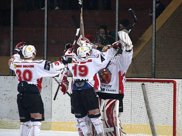 Třetí zápas čtvrtfinále play off, Klatovy - Sokolov 7:2