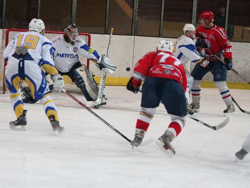 Plzeňská krajská liga mužů HC Klatovy B - HC Meteor Třemošná 7:5.