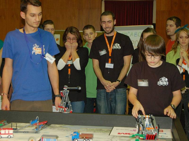 Sušičtí gymnazisté na evropském semifinále v robotice