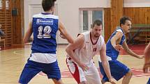 Druhá liga mužů: BK Klatovy (bílé dresy) - Basketbal Jiskra Domažlice 77:73