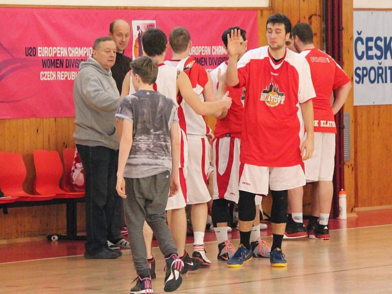 2. liga: BK Klatovy (bílé dresy) - Sluneta USK Ústí nad Labem 72:70