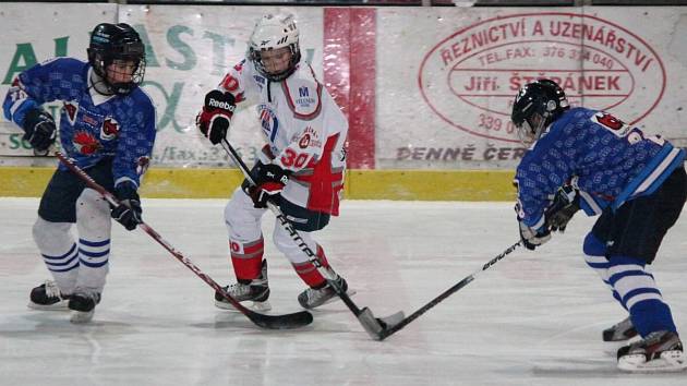 Žákovská liga mladší žáci HC Klatovy - HC Tábor 3:4.