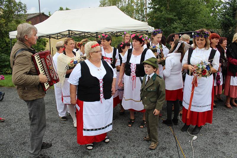 Dožínky ve Velešicích a Pačejově na Klatovsku.