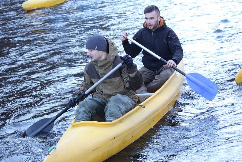 Vánoční splouvání Otavy s Lubomírem Brabcem.