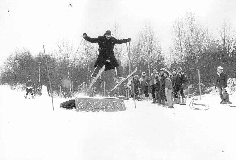 1988 – karneval na sjezdovce. Foto: Archiv lyžařského oddílu