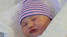 Ema Bohuslavová z Otěšic se narodila v klatovské porodnici 16. května v 16:00 hodin. Prvorozená holčička rodičů Petry a Michala při příchodu na svět vážila 3800 g a měřila 54 cm.
