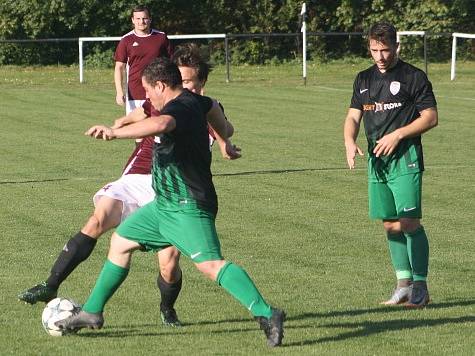 Z utkání Červené Pečky/Pašinka - Žiželice (1:2).