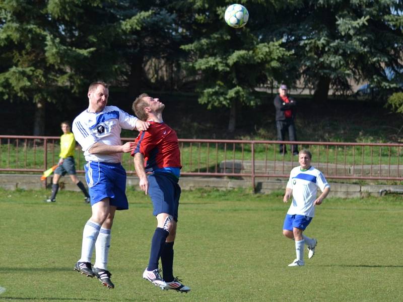 Z utkání Radim - Bělá pod Bezdězem (2:1).