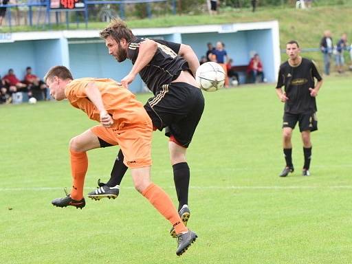 Z utkání Polepy - Sokoleč (2:0).