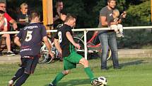 Z utkání Žiželice - Velim B (0:7).