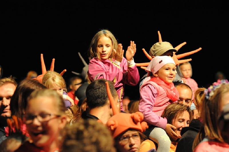 Festival Kefír se přesunul k zámku Kačina