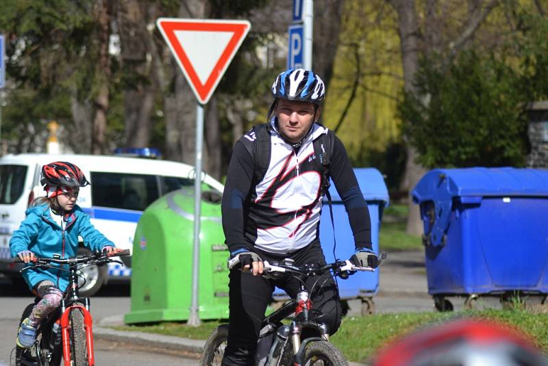 První cyklovyjížďka a slavnostní zahájení provozu Cyklistického centra v Kolíně