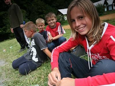 Třetí běh dětského tábora v Hryzelích.