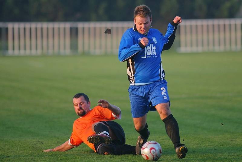 Z utkání Býchory - FK Kolín B 1:1