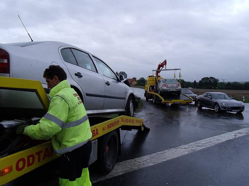 Autonehoda u Bečvár