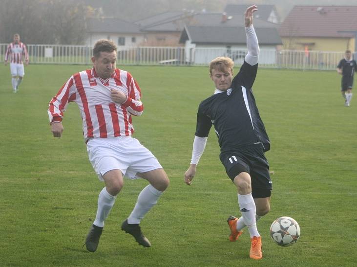 Z utkání Býchory - Dobré Pole (1:0).