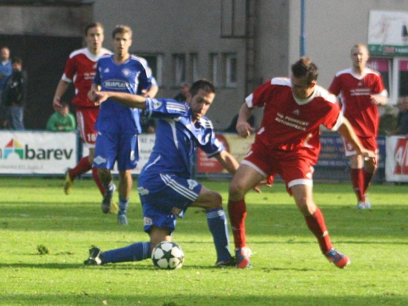 Z utkání Kolín - Převýšov (0:1).