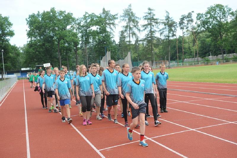 Kolínské sportovní hry začaly na atletickém stadionu