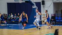 Z basketbalového utkání NBL Kolín - Opava (75.80)