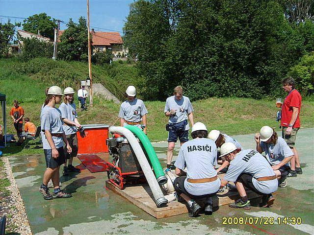 Dobrovolní hasiči z Radovesnic I