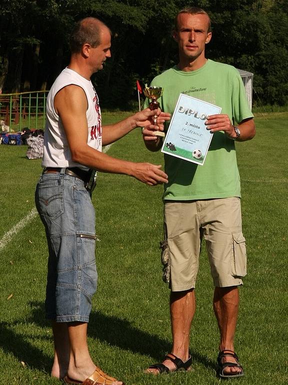 Z fotbalového turnaje Bečkap 2008 v Bečvárech.