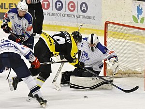 Hokejisté Kolína poprvé v sezoně vyzráli na Moravské Budějovice. V tabulce jim patří šestá příčka.