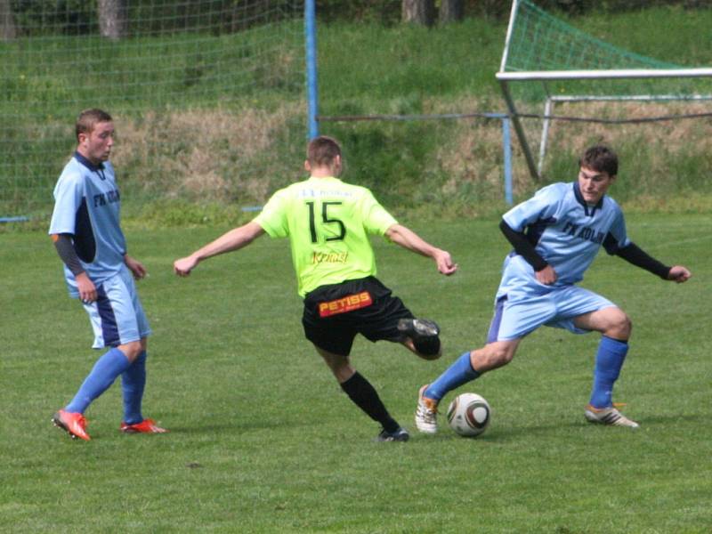 Z utkání FK Kolín B - AFK Pečky (3:2).