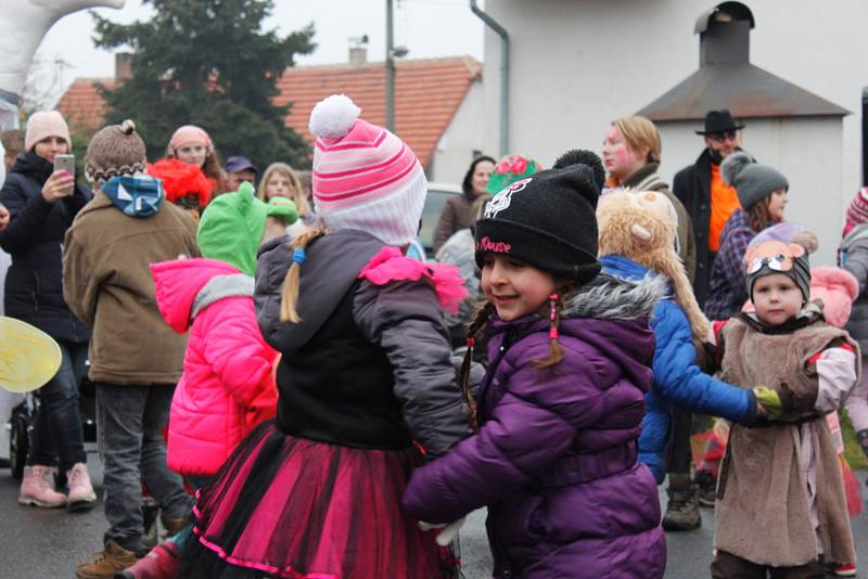 Masopustní průvod prošel obcí Tatce.