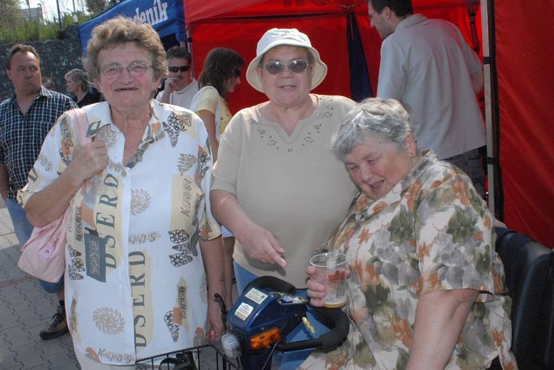 Den s Deníkem, čtvrtek 15. května 2008, TESCO Kolín