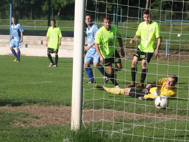 Z utkání FK Kolín B - AFK Pečky (2:0).