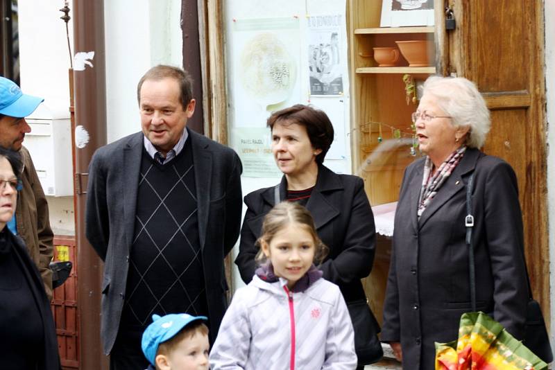 Pokládání nových stolpersteinů