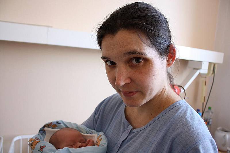 Mamince Evě Komárkové se 19. března 2010 narodil syn Pavel, kdy vážil 2840 gramů a měřil 48 centimetrů. Z porodnice pojede domů do Týnce nad Labem. 