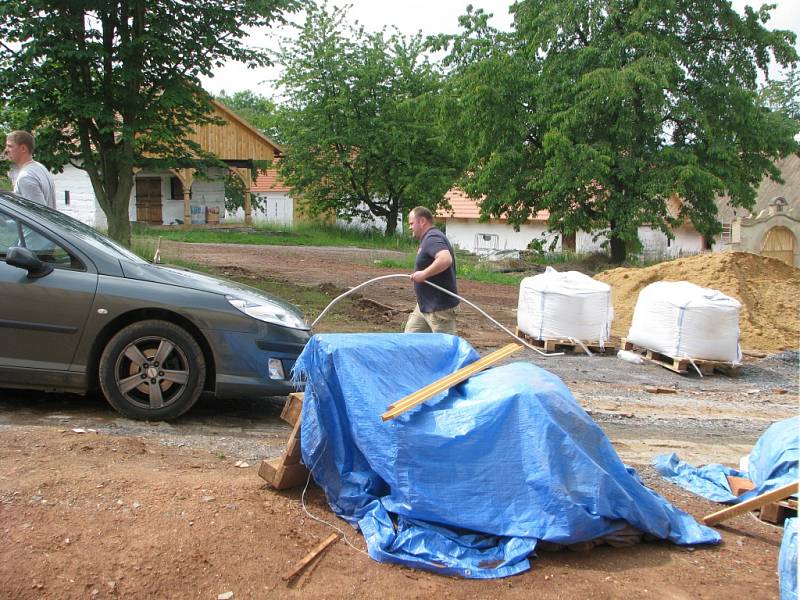 Ve skanzenu je řada nových objektů, změnil se nejen stav, ale i systém cest, chalupy se stmelily do celých usedlostí, vyrostla velká pevná kamenná zeď, nové ploty atd.