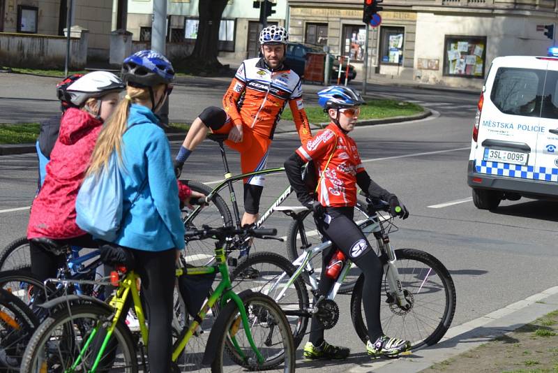 První cyklovyjížďka a slavnostní zahájení provozu Cyklistického centra v Kolíně