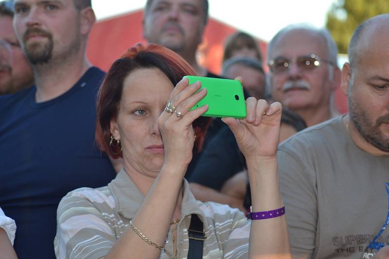 Plaňanské posvícení roste. Ozdobila ho Lucie Bílá, Václav Neckář nebo Lenka Filipová. 