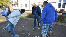 Turnaj v petanque.