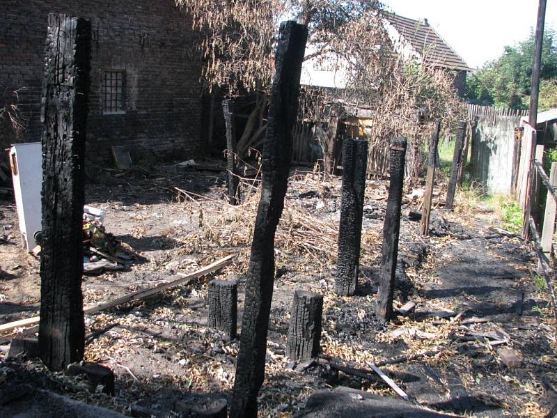 Dům hrůzy ve Velkém Oseku zvaný Žluťák a jeho okolí