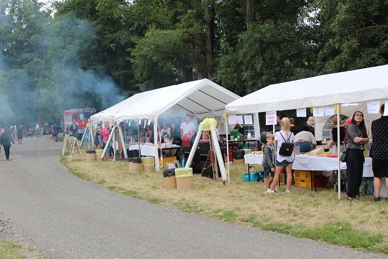 Rodinný festival Kouřimská skála zahájil pohádkový program.