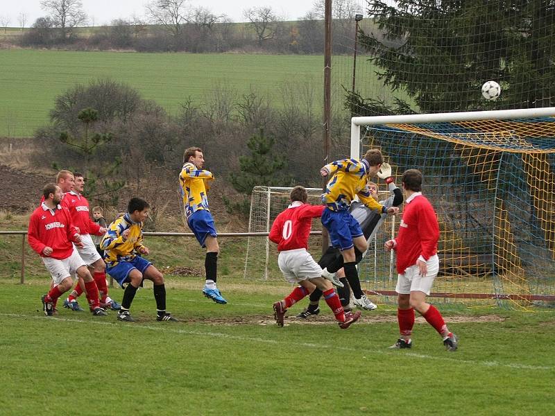 Z utkání Libodřice - Velim B (3:3).