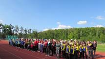 Z hasičské soutěže na atletickém stadionu M. Tučka v Kolíně.