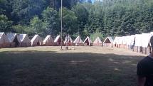 Skauti si užívají letní tábory ve velkém.