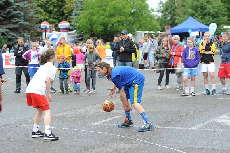 Streetball a dětský den byl již po patnácté