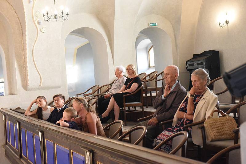 Kruh přátel hudby: z koncertu Bennewitzova kvarteta v kolínské synagoze.