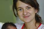 Anita Moličová se narodila 4. listopadu 2012 mamince Veronice a tatínkovi Janovi z Velkého Oseka. Po narození se pyšnila výškou 50 centimetrů a váhou 3620 gramů. Dětským světem ji provede dvouletý bratříček Honzík. 