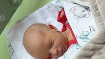 Amálie Horálková se narodila 27. srpna 2021 v kolínské porodnici, vážila 2490 g a měřila 46 cm. Do Zásmuk odjela s maminkou Adélou a tatínkem Jiřím.