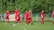 Z fotbalového utkání třetí třídy Velký Osek - Polepy (6:0)