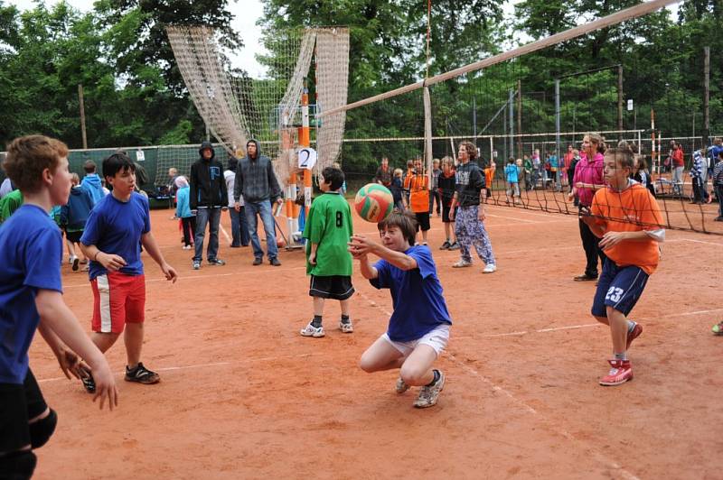 Kolínské sportovní dny - sportovní aerobik a volejbal