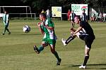 Z utkání Zásmuky - Uhlířské Janovice (0:1).