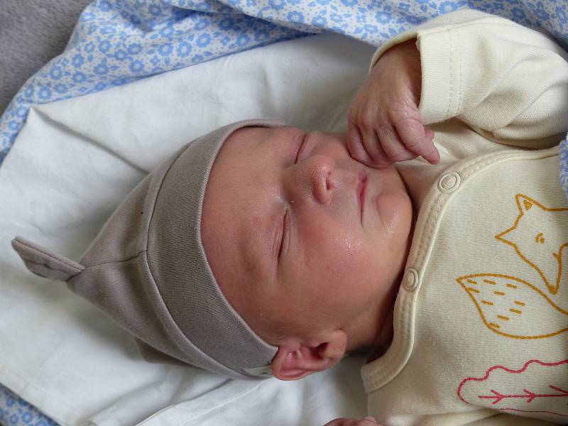 Jonáš Dolejš se narodil 20. května 2022 v kolínské porodnici, vážil 3130 g a měřil 49 cm. Do Žiželic odjel s maminkou Veronikou a tatínkem Ondřejem.